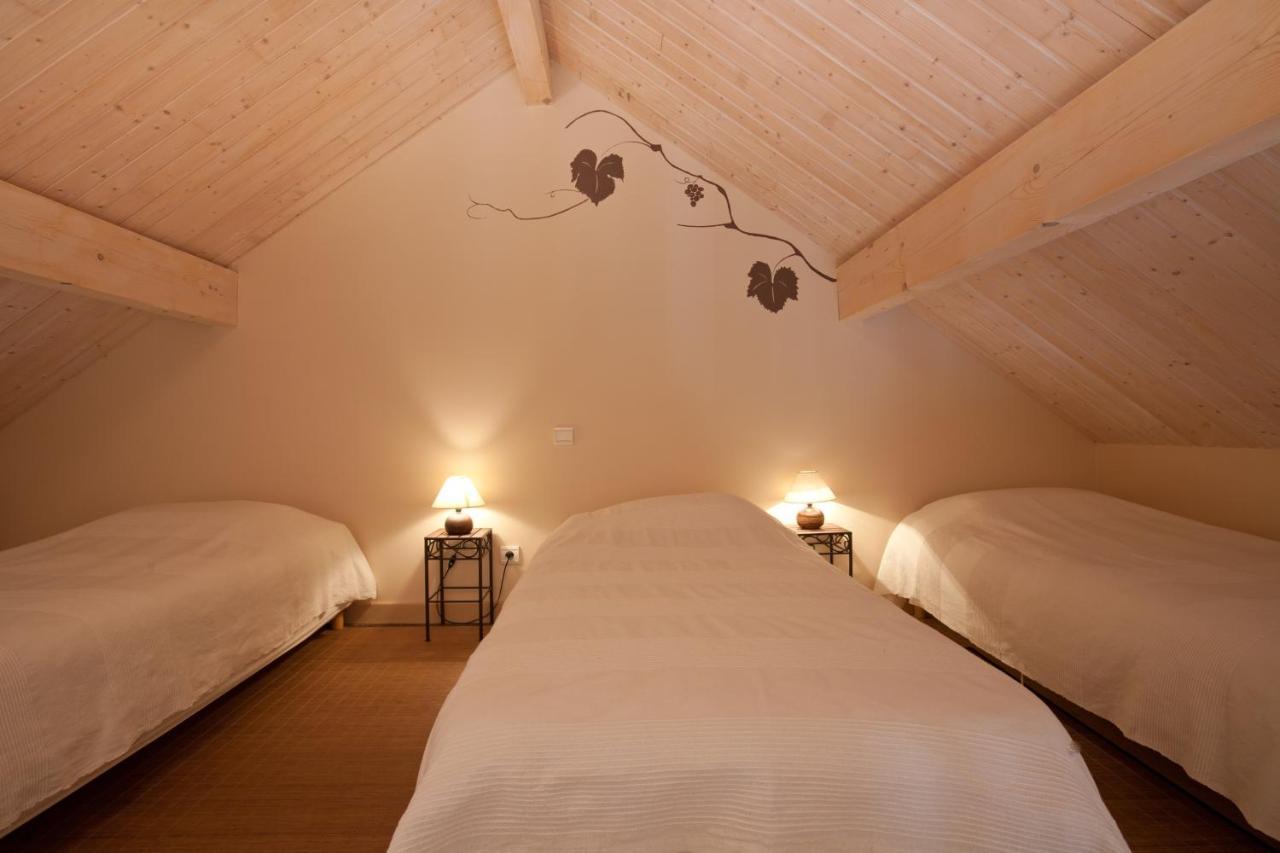 Bed and Breakfast Domaine De La Combotte Nantoux Экстерьер фото